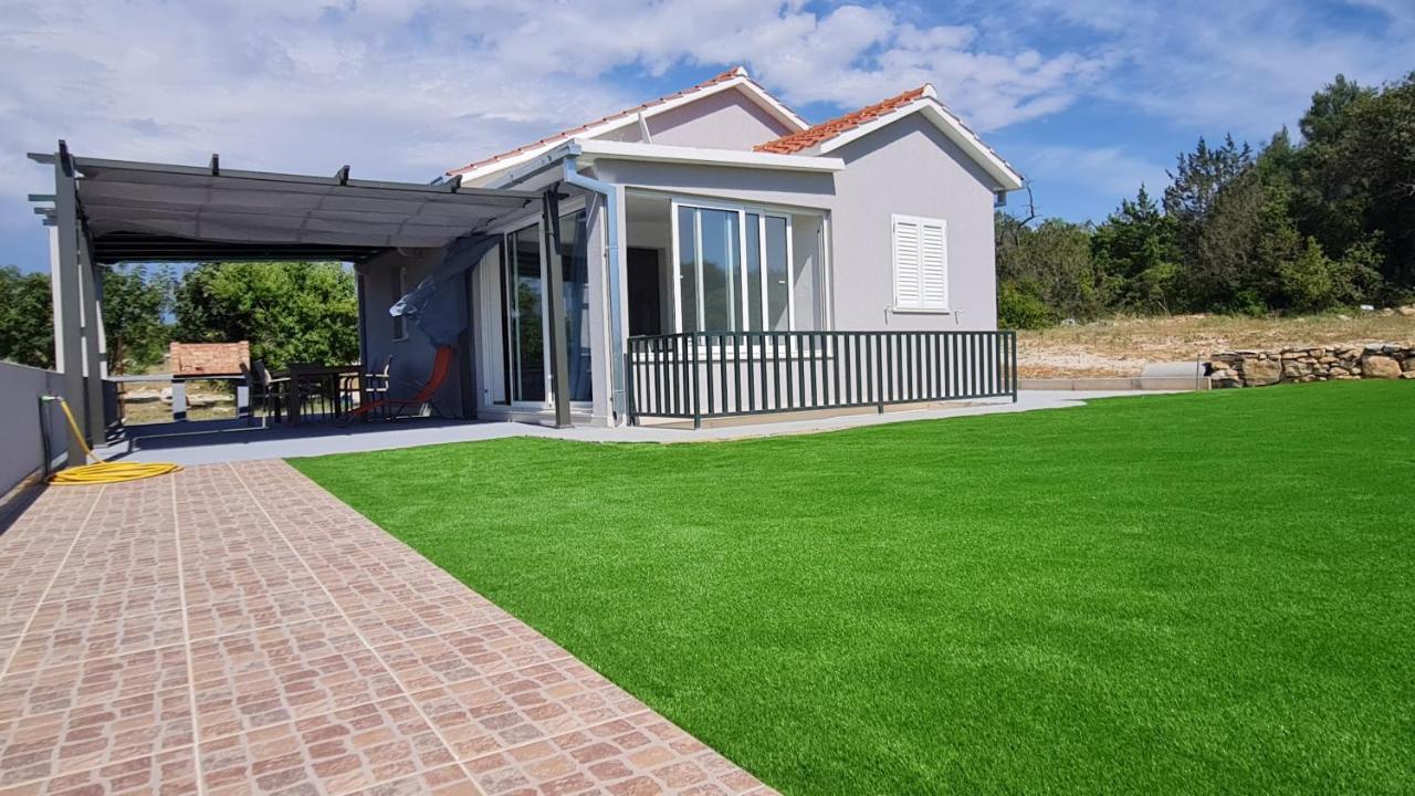 Villa Nane Garden House With Heated Pool Mirce Esterno foto